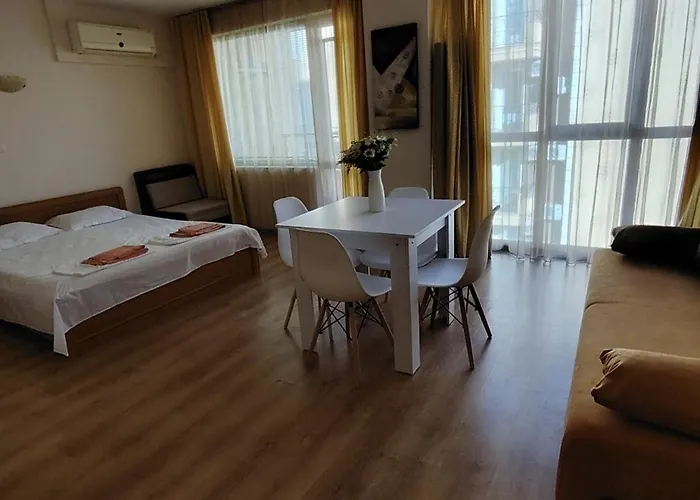 Apartment ваканционно студио аквария *